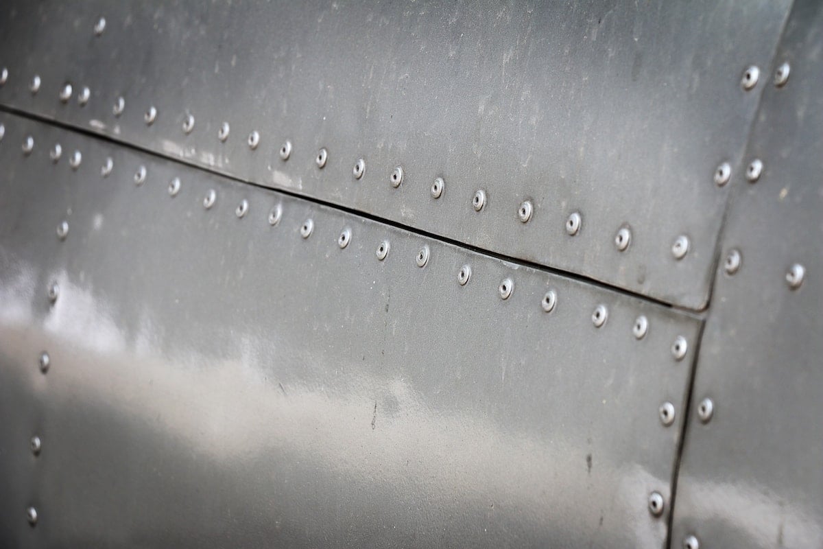 What's the difference between the rivet and blind rivet? - Lituo